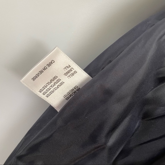 Kenneth Cole New York - Quilted Vest w/velvet dots - Picture 10 of 10